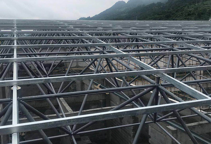 霍州仁怀冠英学校艺体楼网架